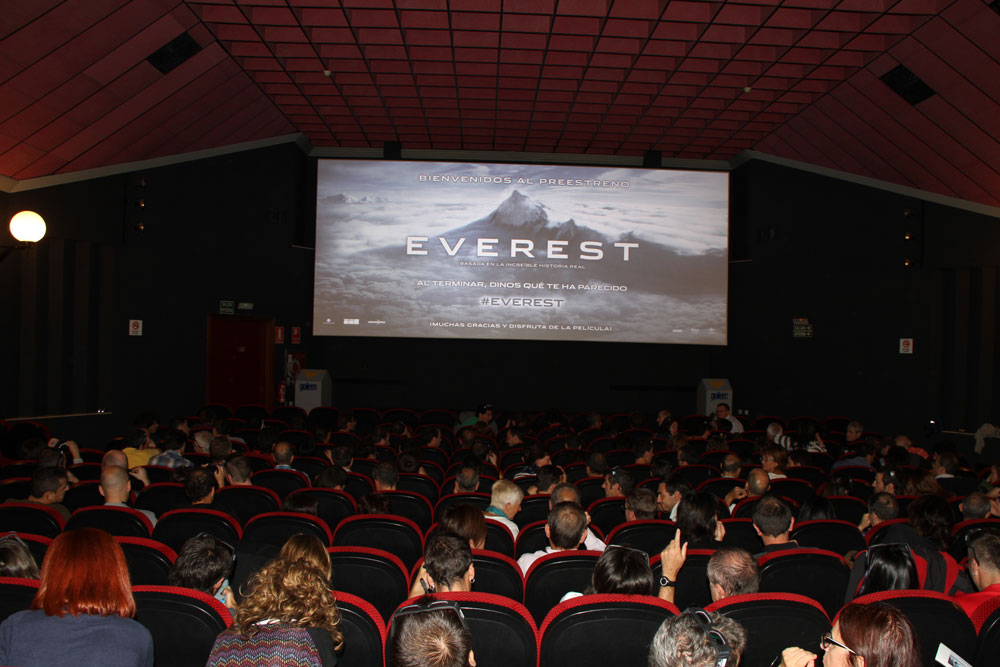 CAMPA&Ntilde;A SOLIDARIA CON NEPAL Y ESTRENO EN EXCLUSIVA DE &quot;EVEREST&quot; PARA FEDERADOS